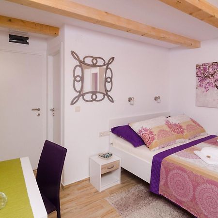 Lavender Garden Apartments - Studio Apartment Ground Floor - Apt 1 Dubrovnik Bagian luar foto