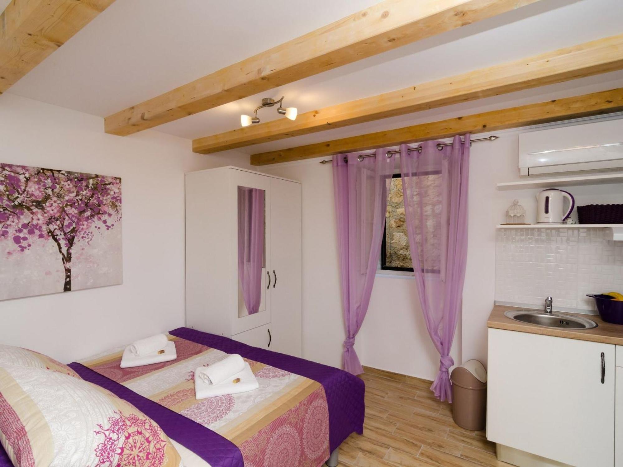 Lavender Garden Apartments - Studio Apartment Ground Floor - Apt 1 Dubrovnik Bagian luar foto